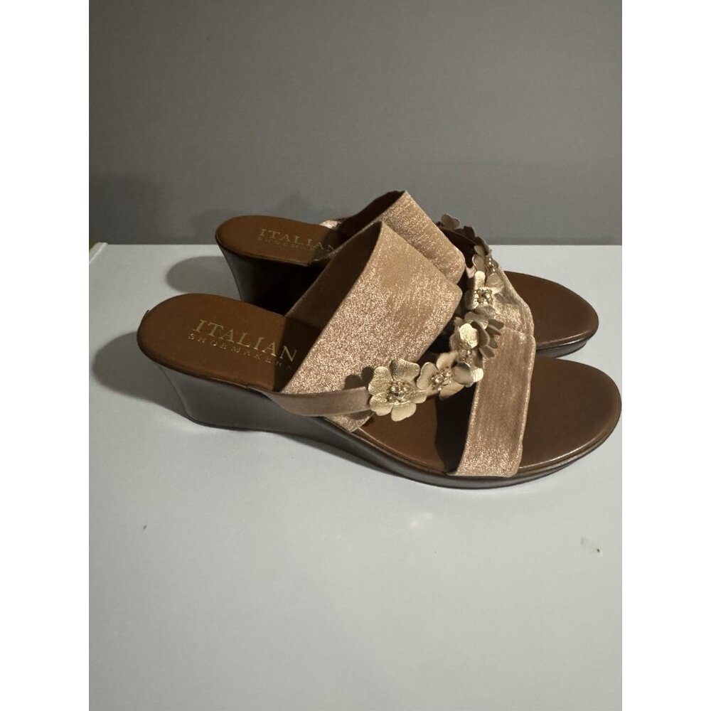 Italian Shoemakers Sandals Womens Size 10 Peach Slip On Wedge Heel Floral Bead - Picture 2 of 7